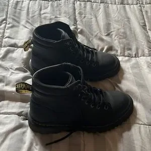Dr. Martens | Shoes | Doc Martens Airwalk Boots Padded  display picture 2